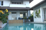 Перейти к Rocks Villa 