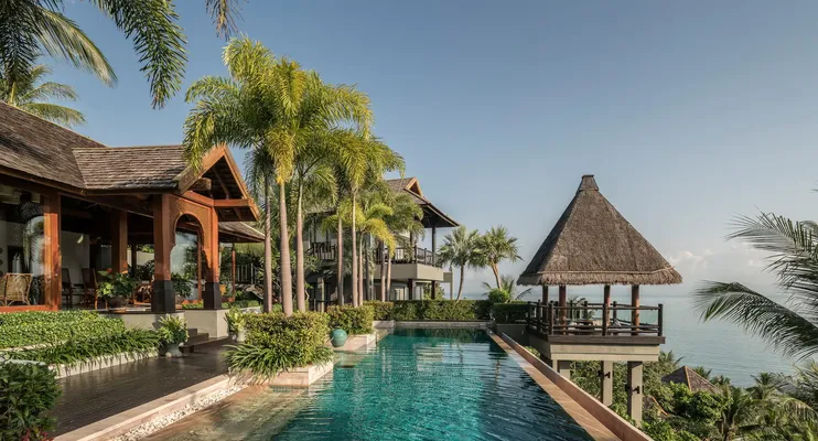 Four Seasons Resort Koh Samui — северо-запад острова Самуи, район Ангтхонг, провинция Сураттхани